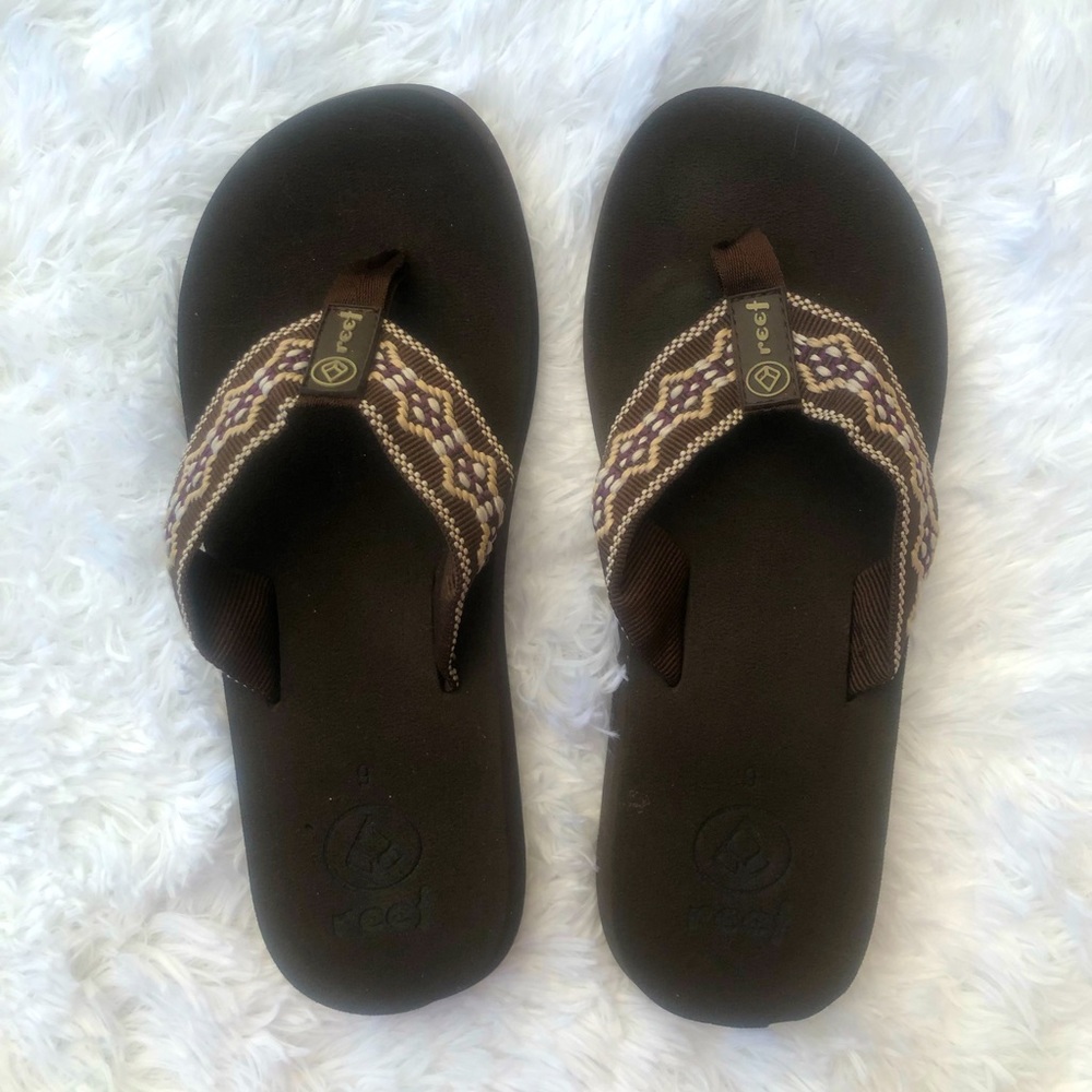 Women’s Reef Flip-Flops w/ Embroidered Straps
